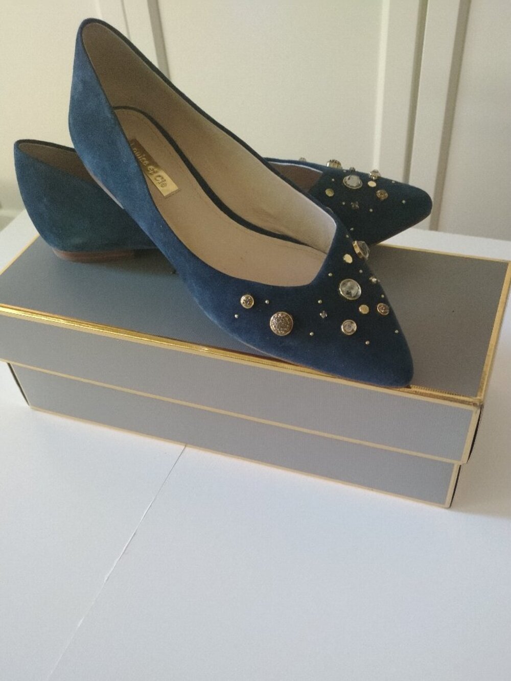 Louise et Cie Navy Blue Suede Jeweled Flat Pumps, size 7